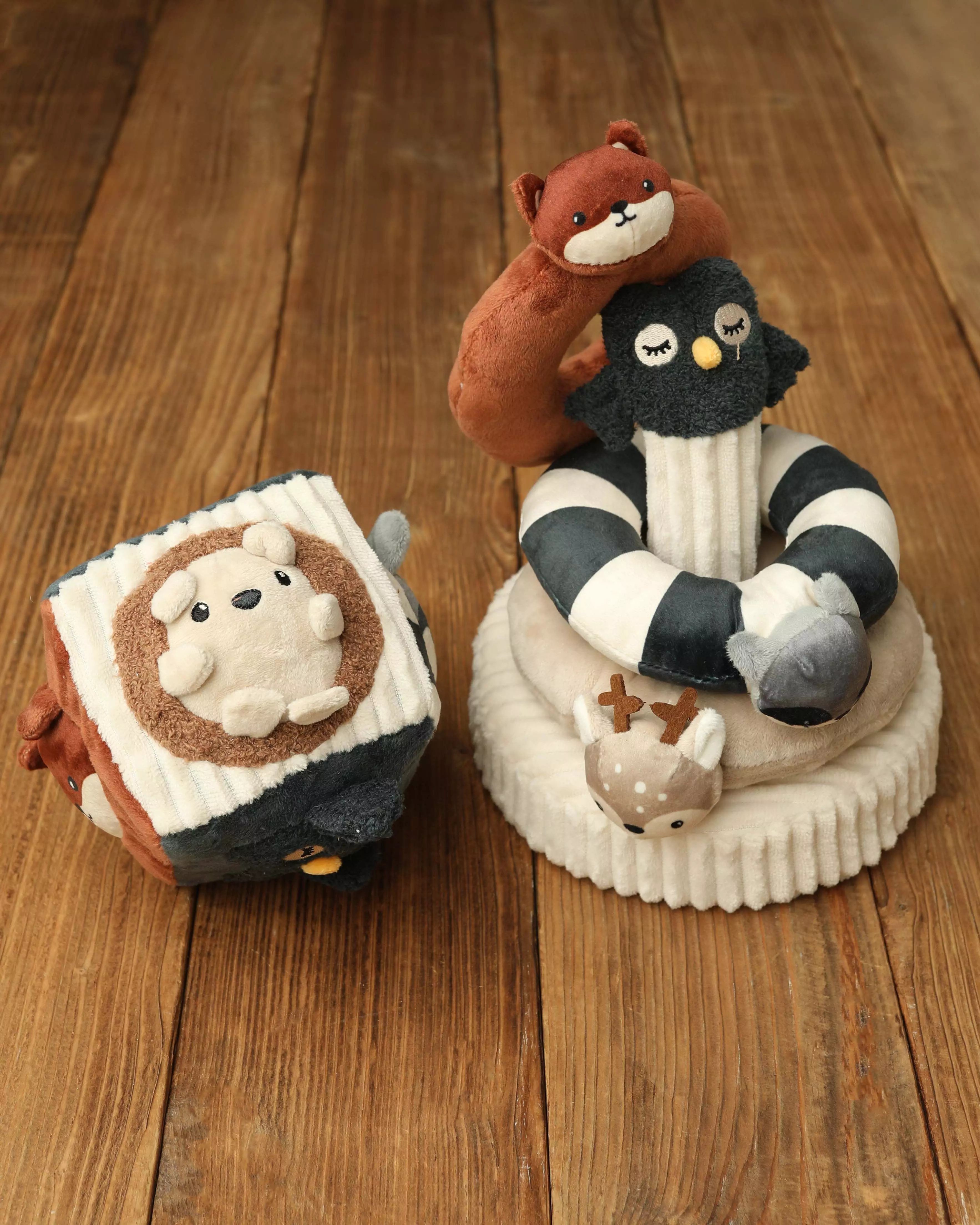 مکعب پارچه ای