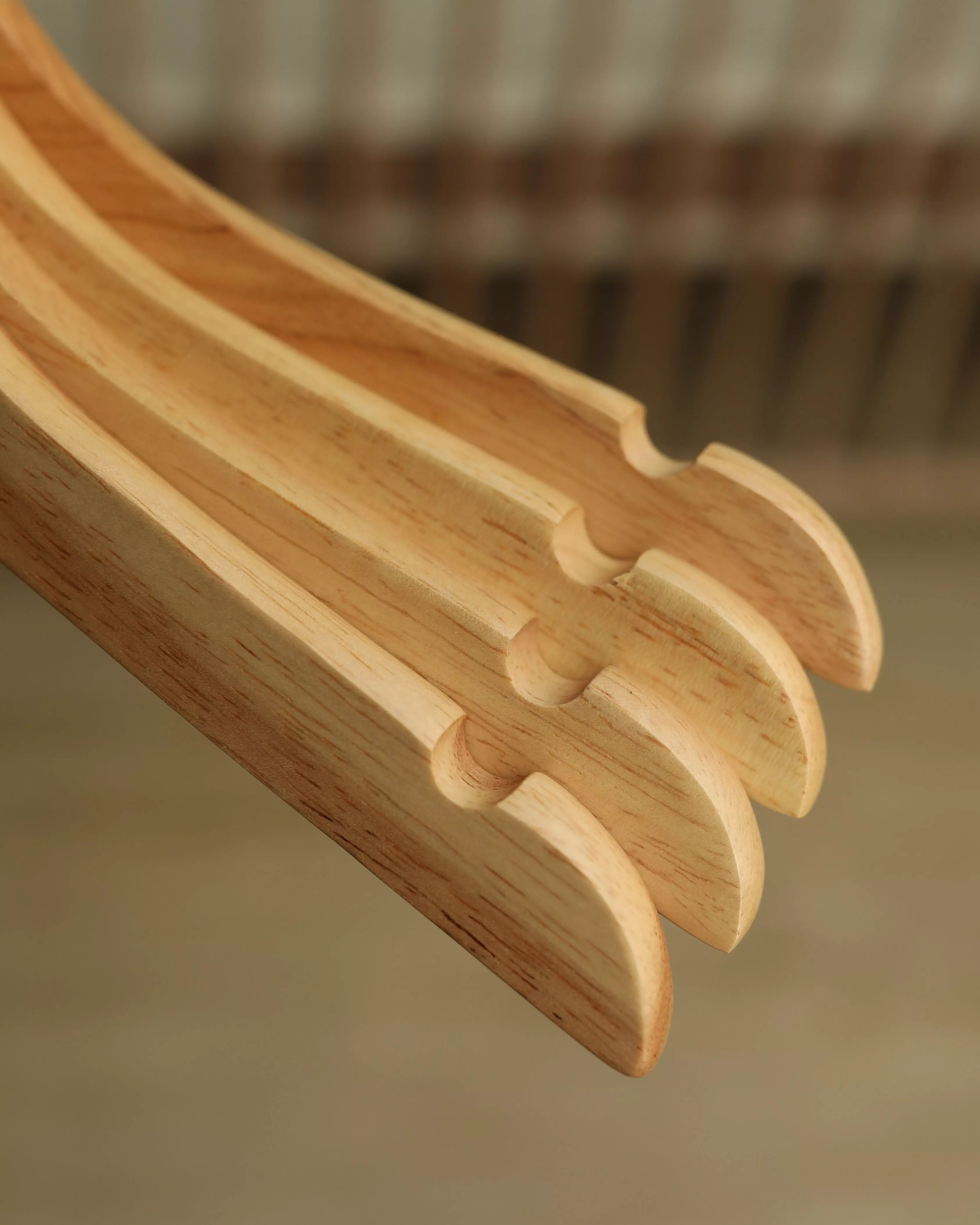 چوب لباسی چوبی زاراهوم