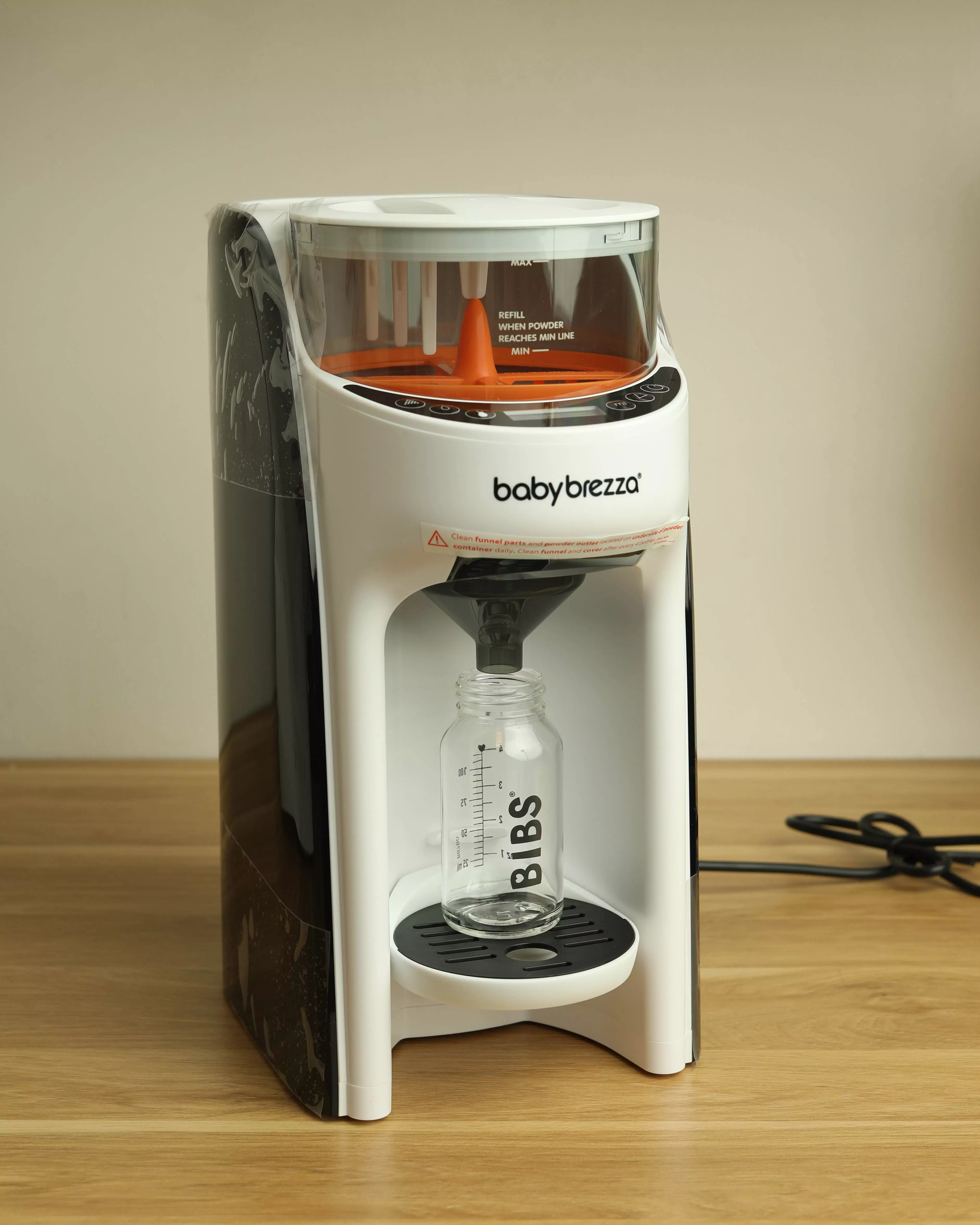 دستگاه شیرساز Baby Brezza