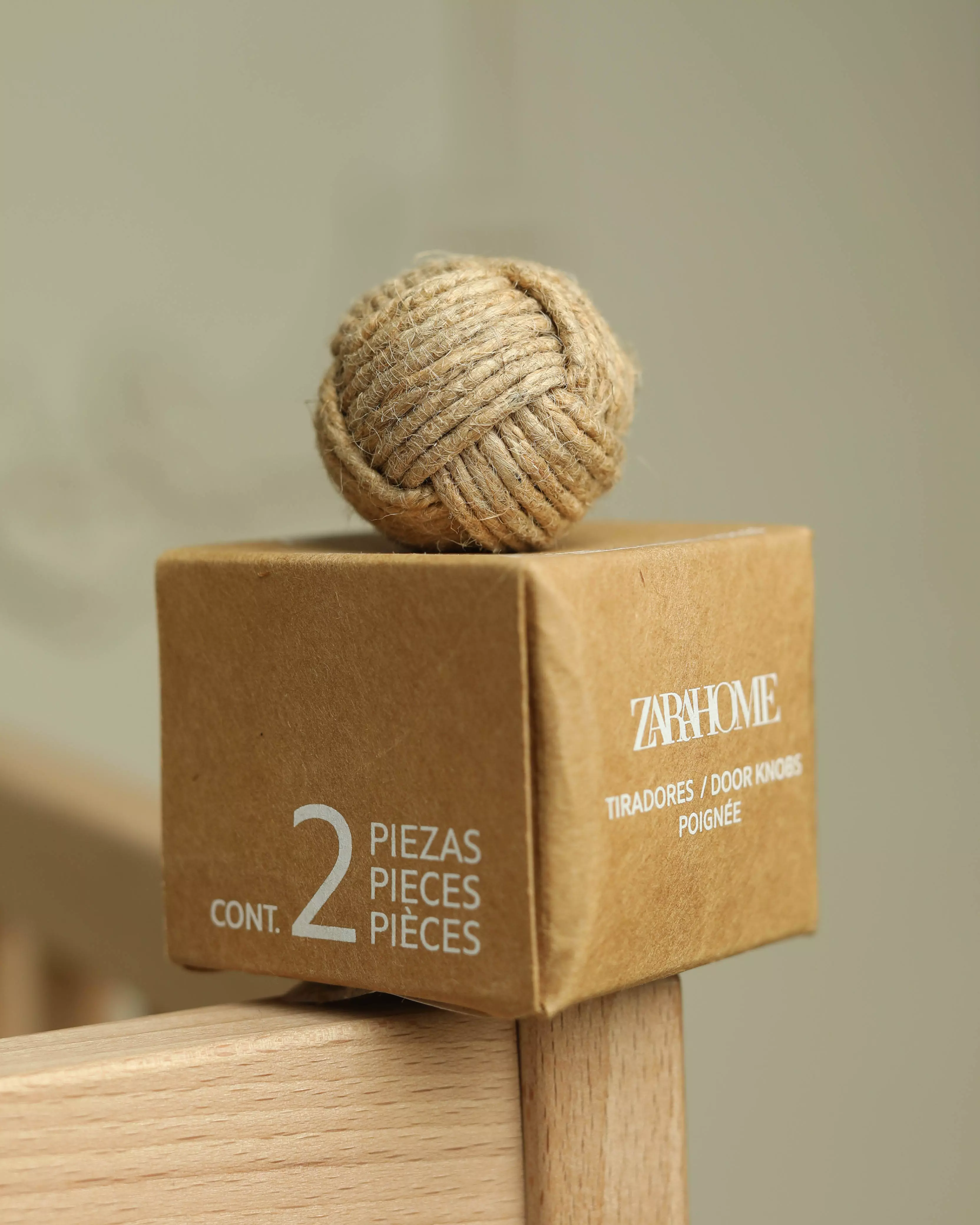 دستگیره زاراهوم