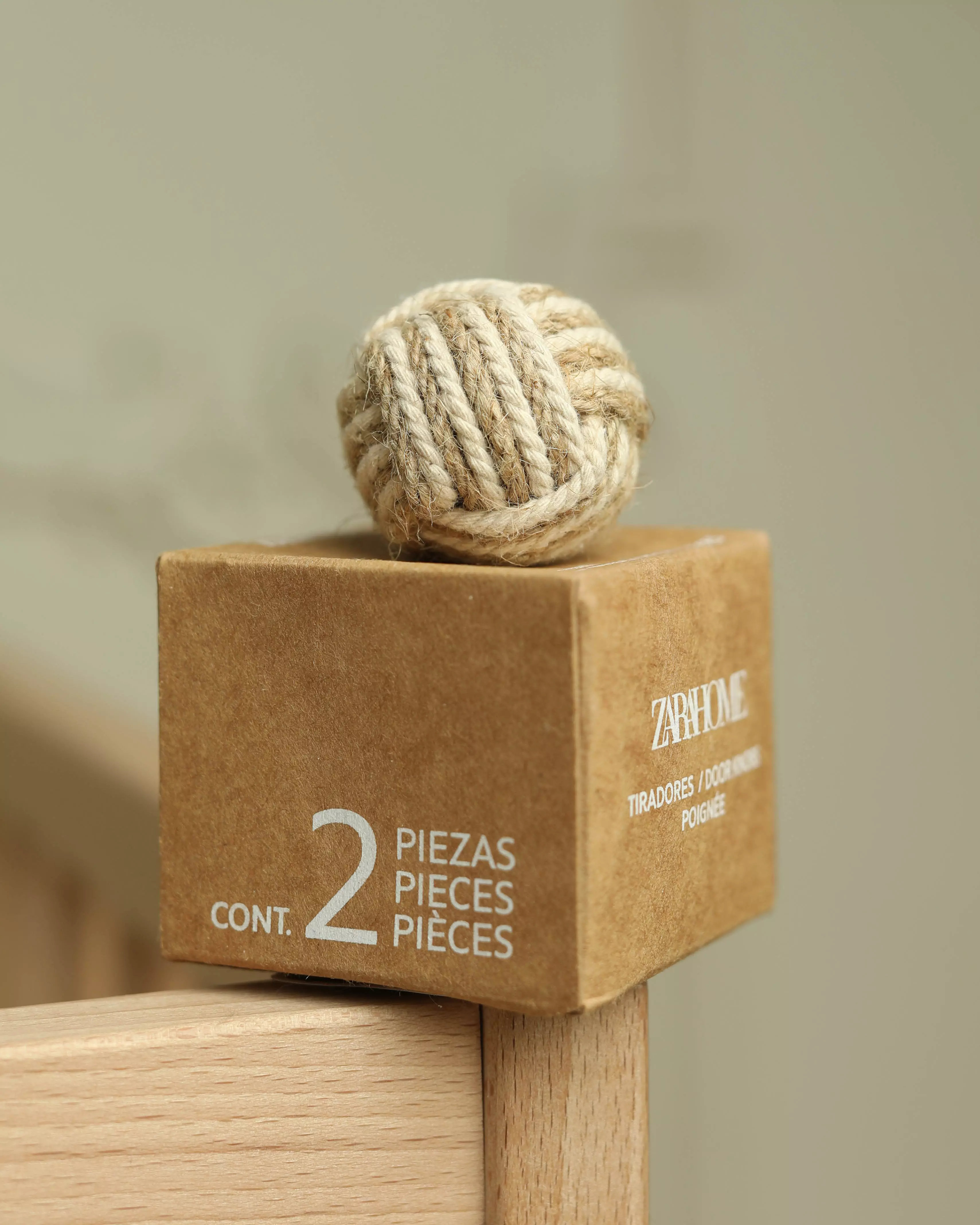 دستگیره زاراهوم