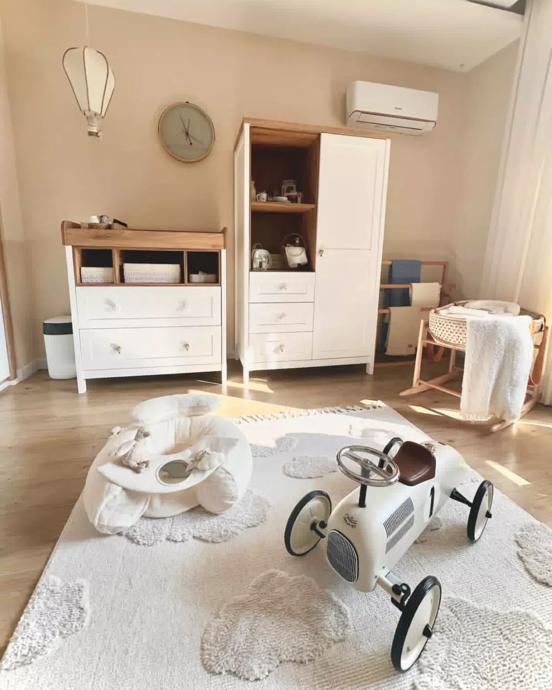 فرشینه اتاق کودک طرح ابر