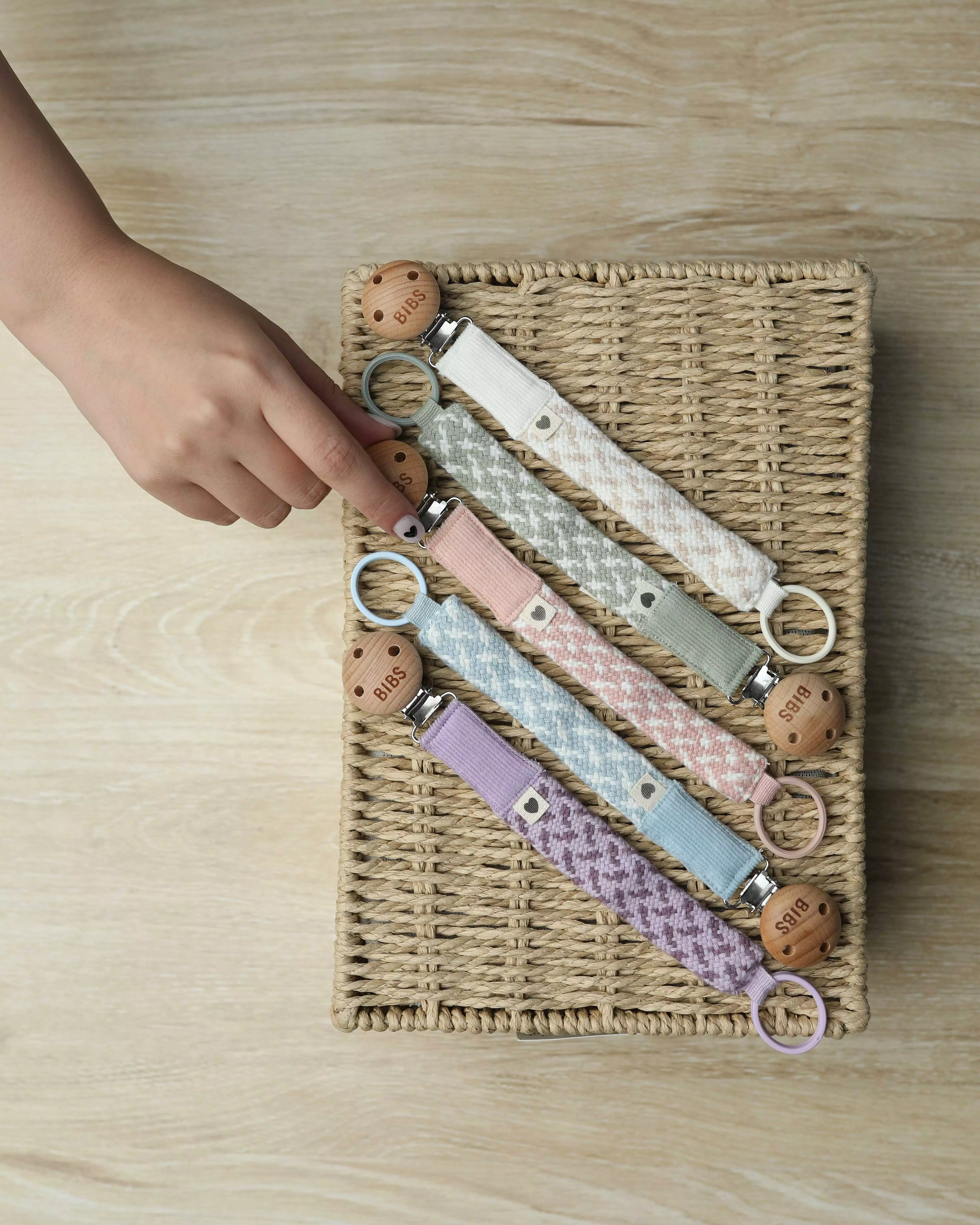 بند پستونک بیبز