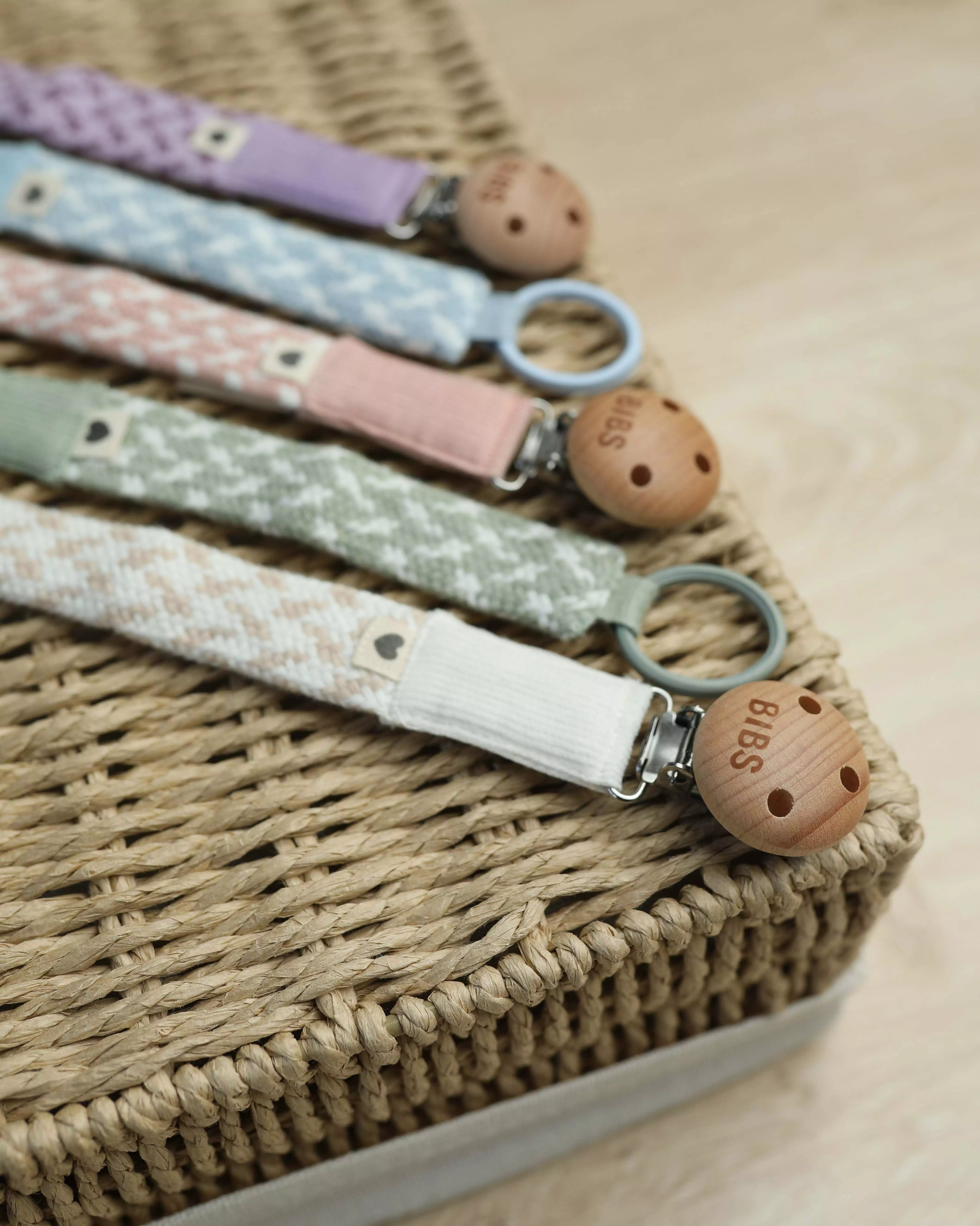 بند پستونک بیبز