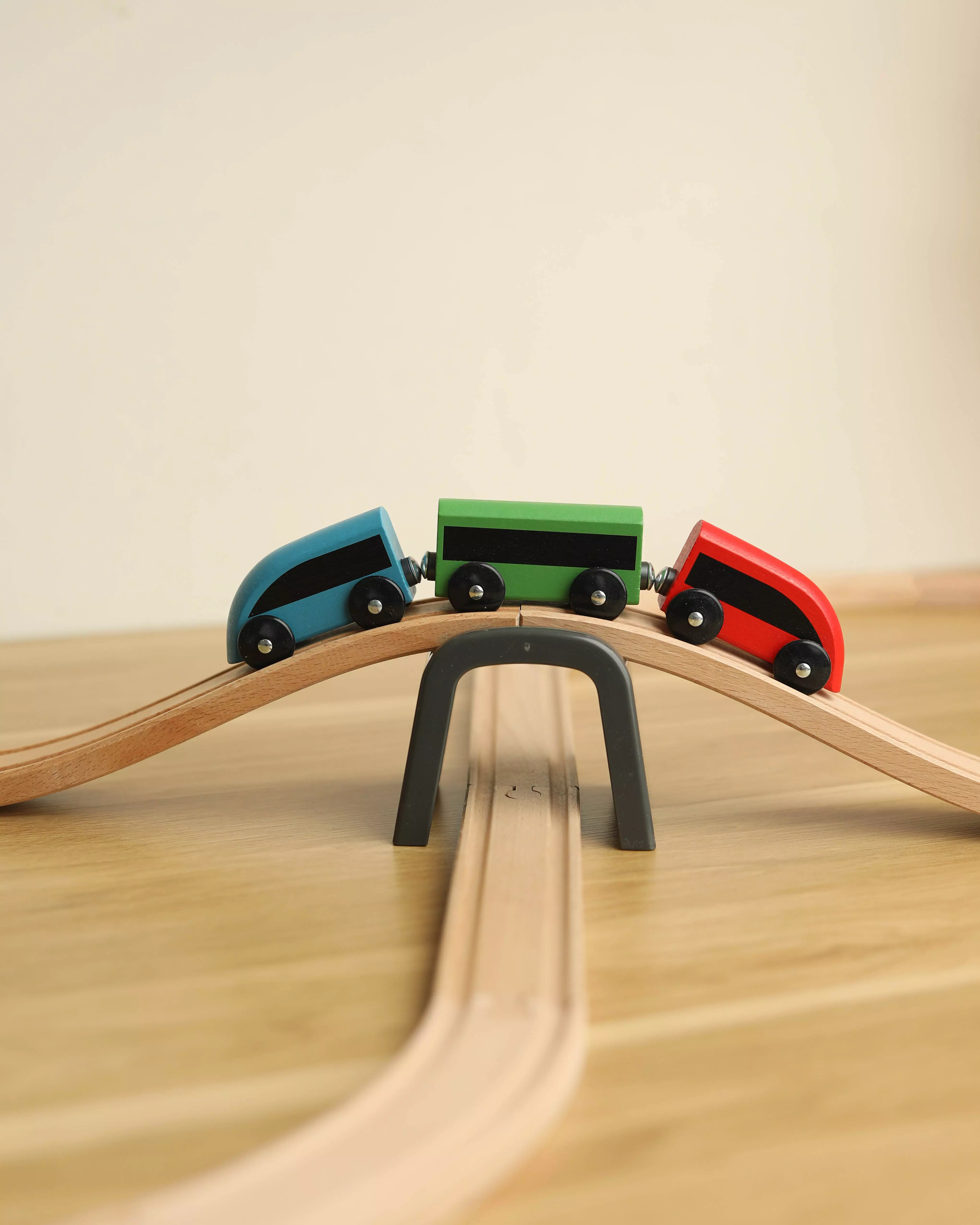 قطار چوبی ایکیا