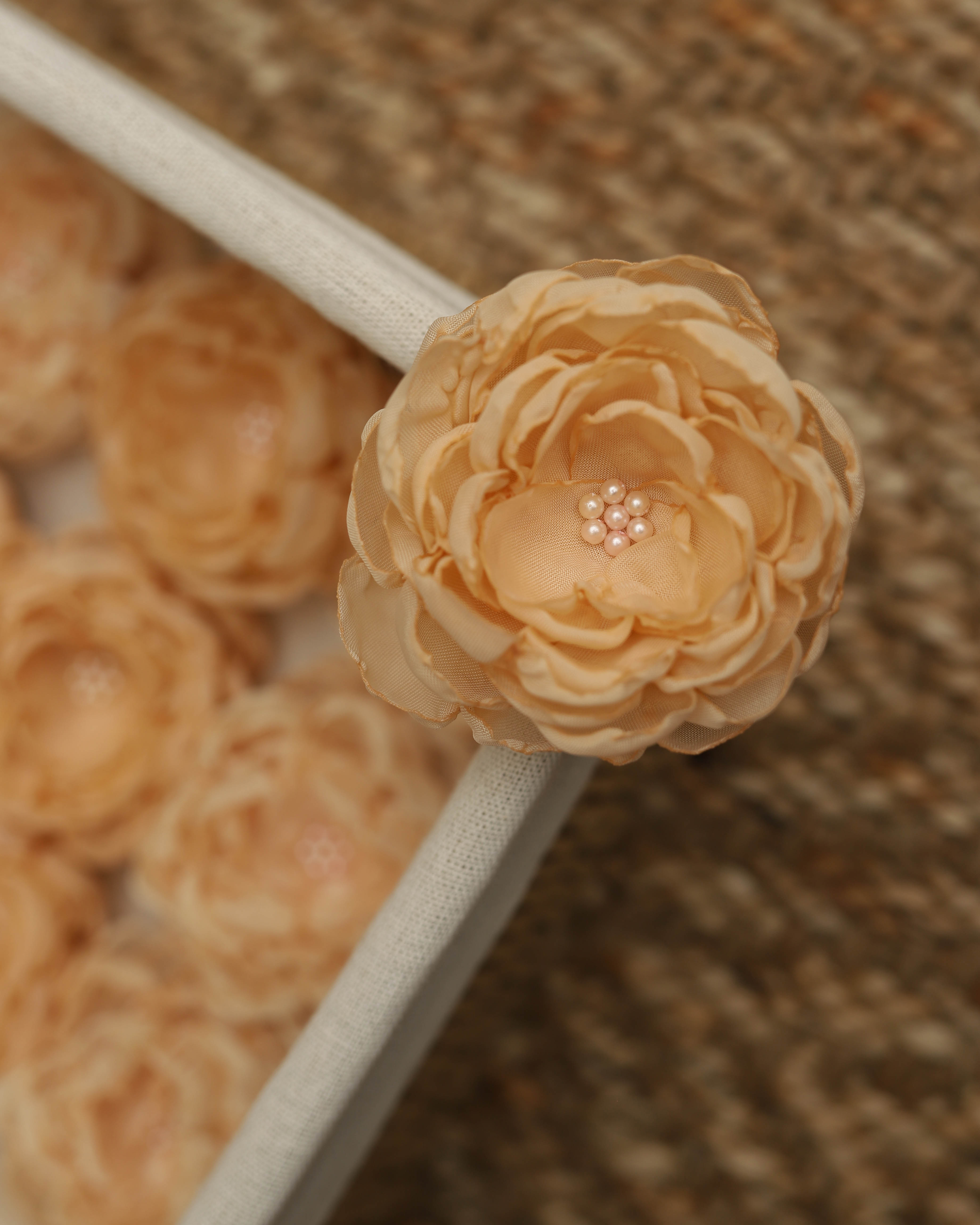 گیره انبری گل حریر